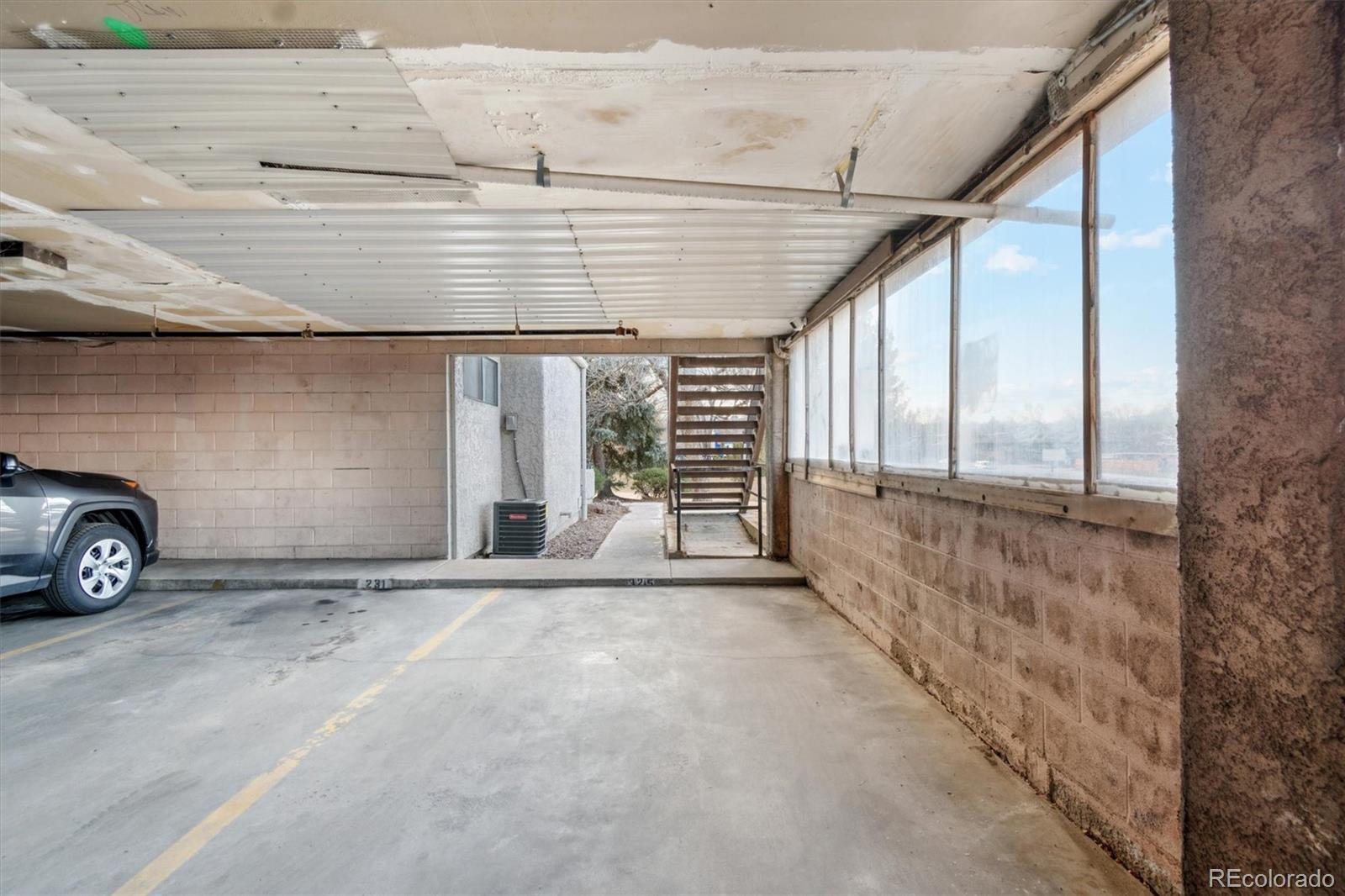 MLS Image #11 for 1845  kendall street,denver, Colorado