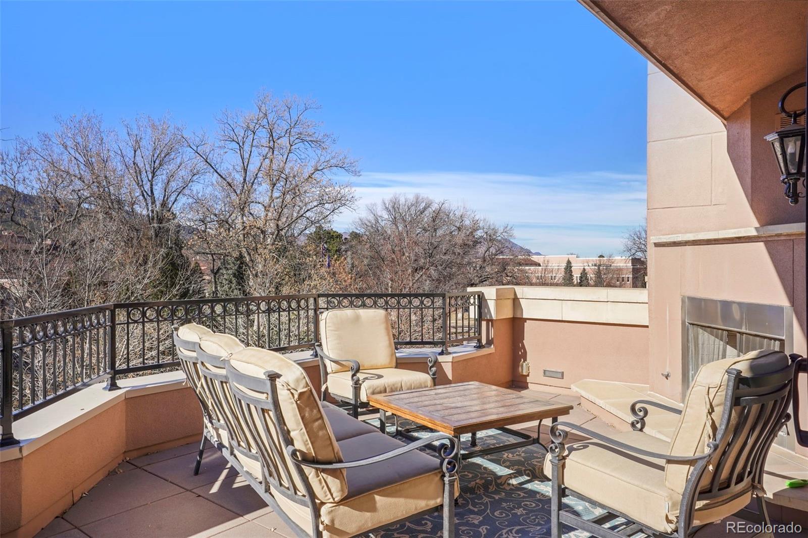 MLS Image #26 for 2916  carriage manor point,colorado springs, Colorado