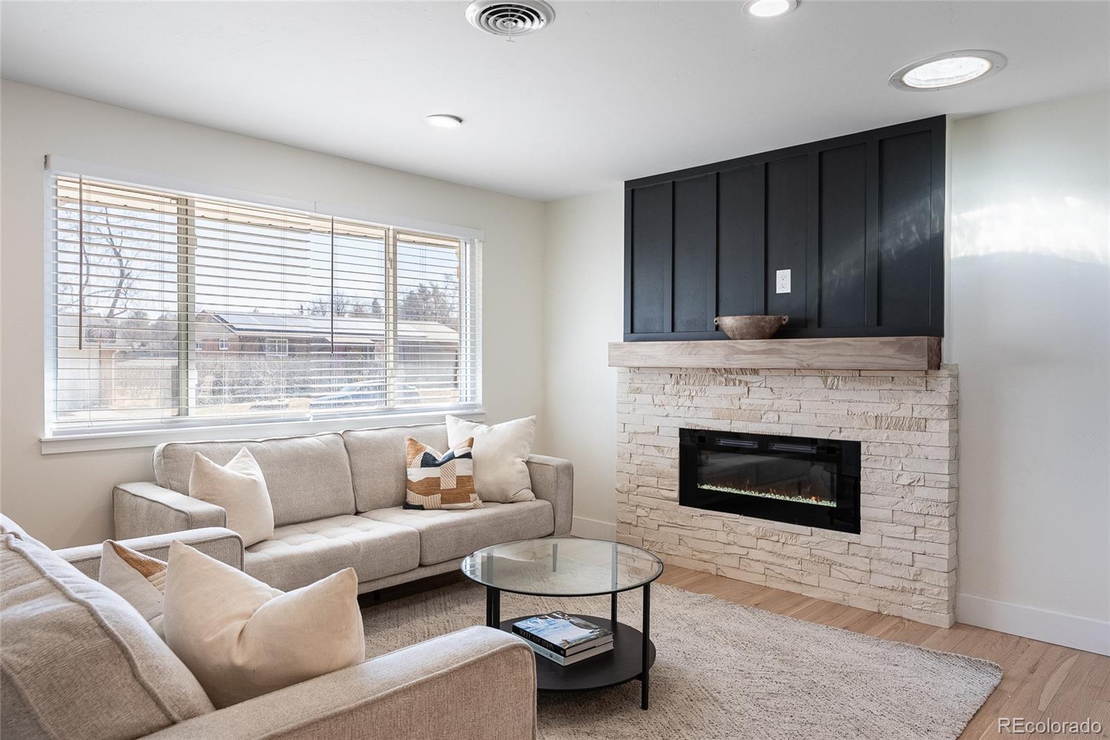 MLS Image #4 for 8271  bluebell way,denver, Colorado