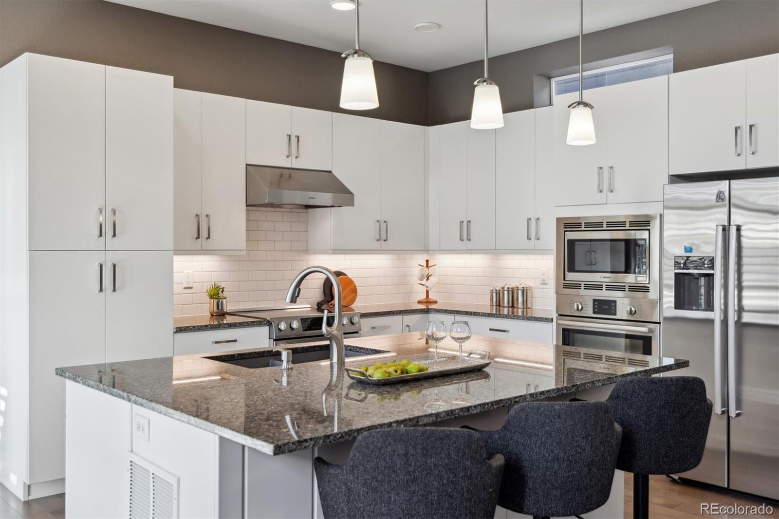 MLS Image #11 for 65  newport street,denver, Colorado