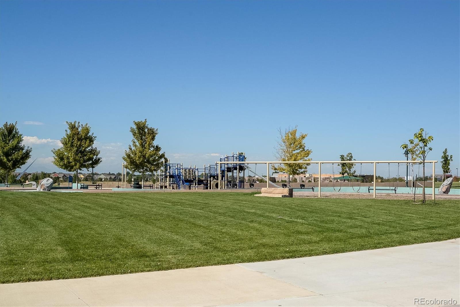 MLS Image #47 for 65  newport street,denver, Colorado
