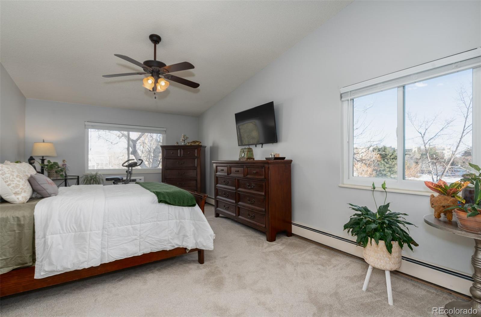 MLS Image #11 for 3082 s wheeling way,aurora, Colorado