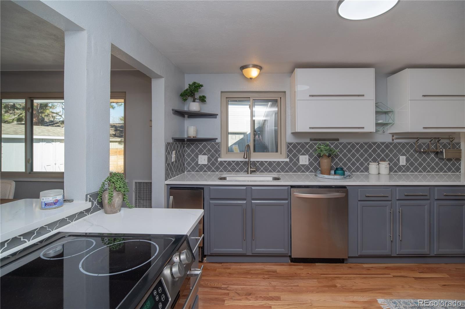 MLS Image #14 for 2605  crabapple court,golden, Colorado