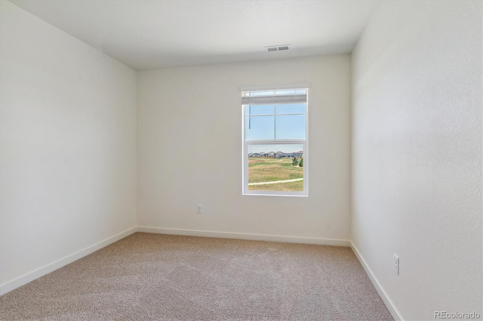 MLS Image #14 for 1923  westport avenue,berthoud, Colorado