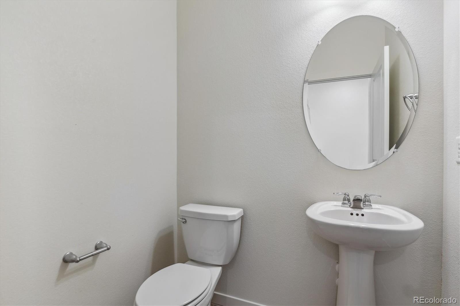 MLS Image #3 for 1923  westport avenue,berthoud, Colorado