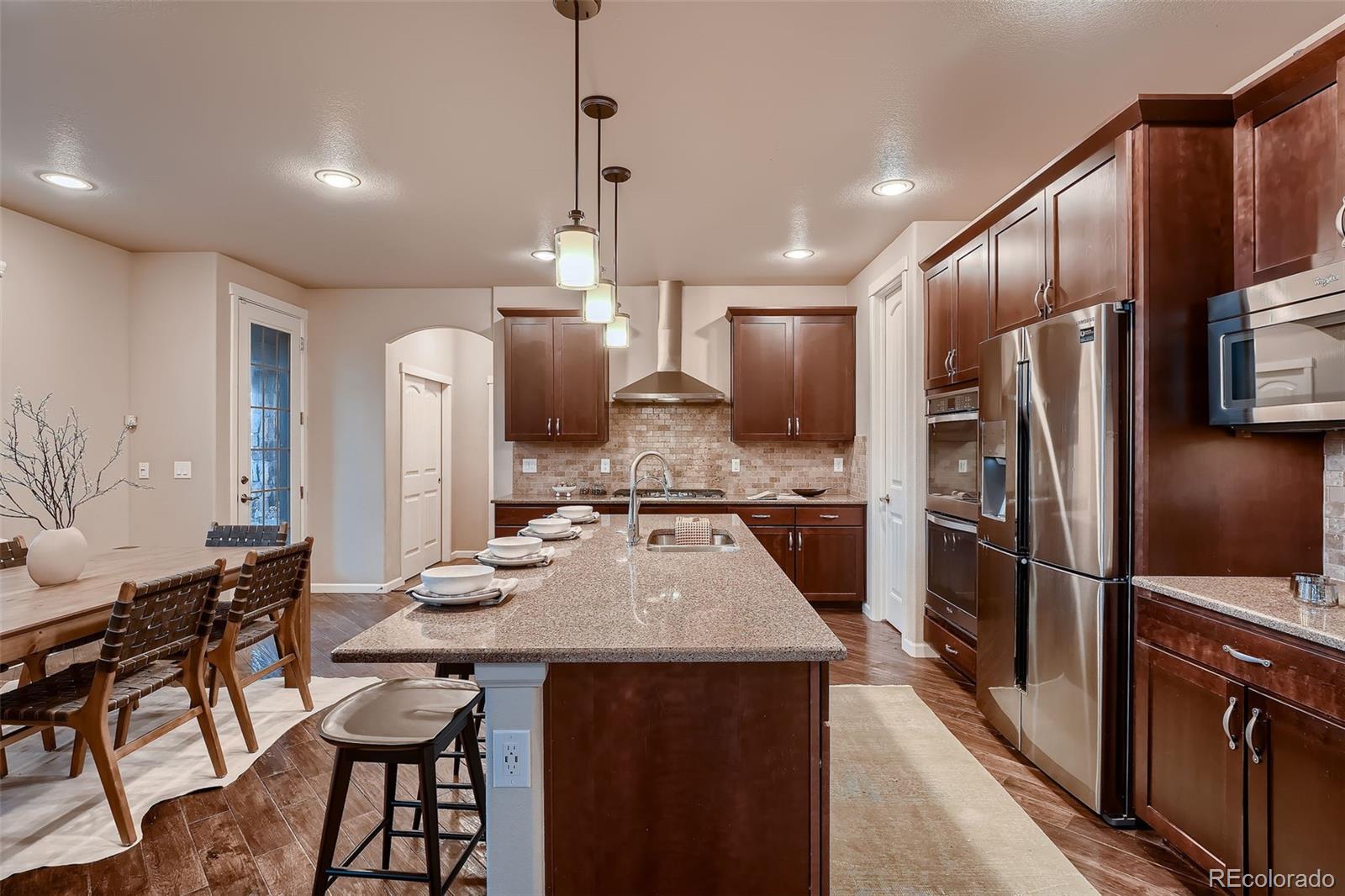 MLS Image #11 for 2618 s kilmer court,denver, Colorado