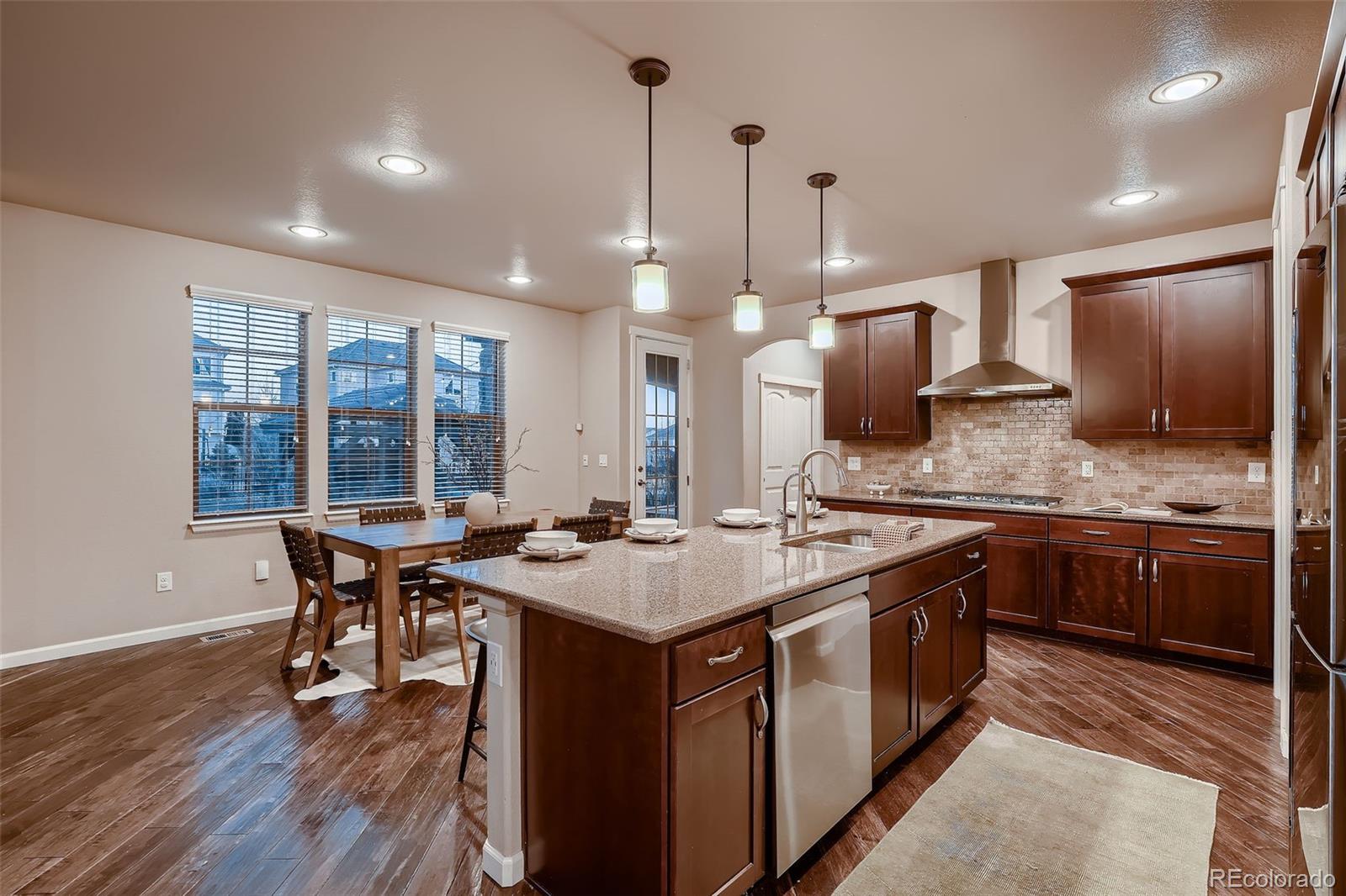 MLS Image #13 for 2618 s kilmer court,denver, Colorado