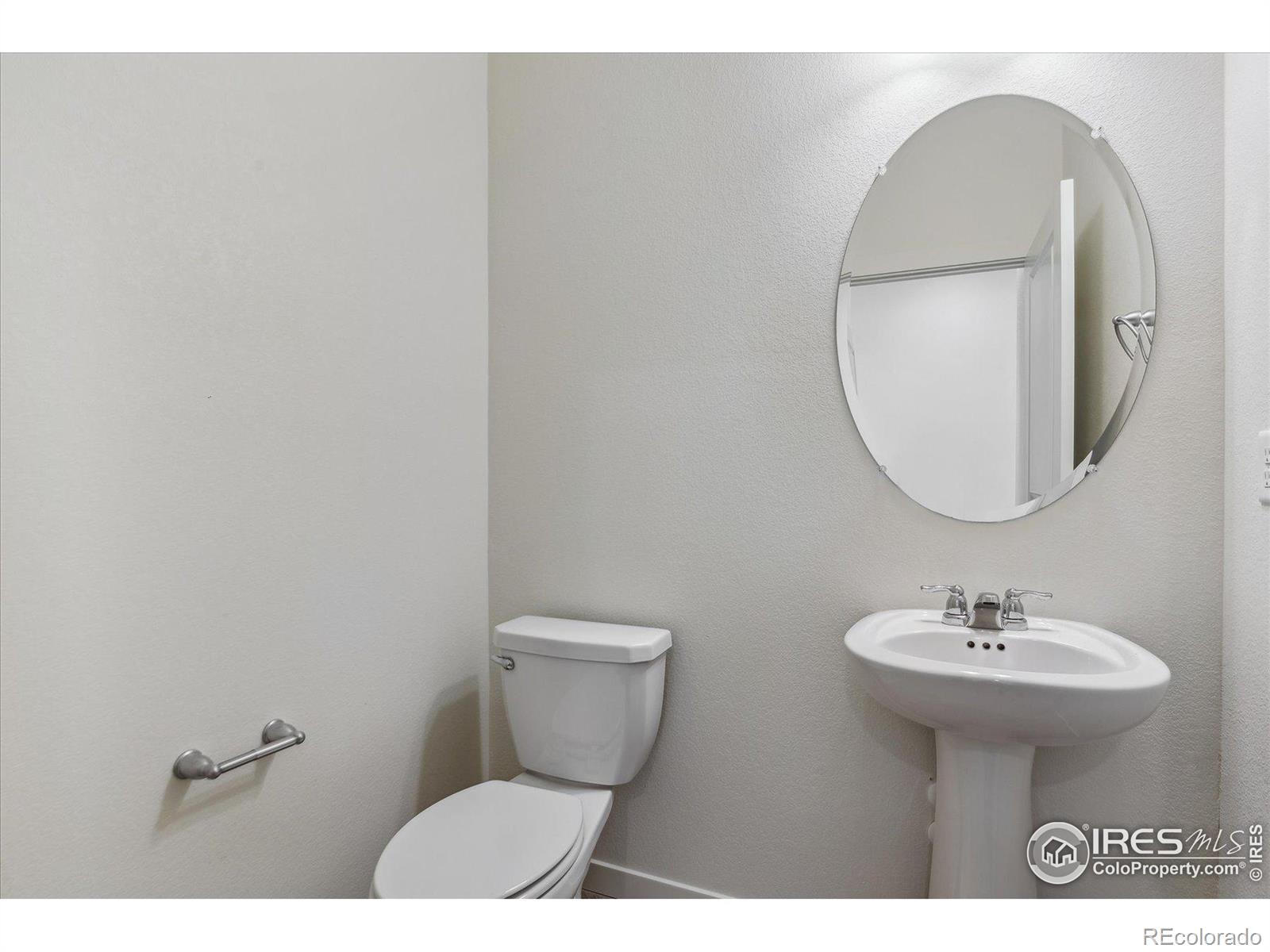 MLS Image #3 for 1923  westport avenue,berthoud, Colorado