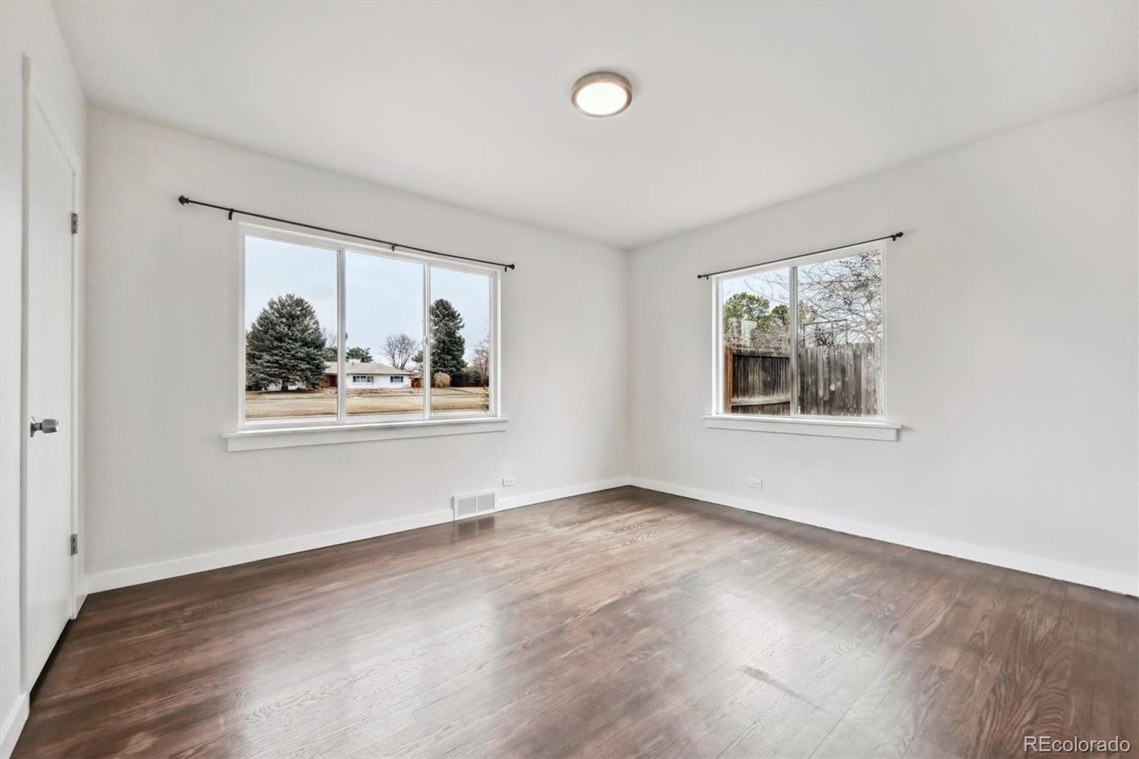 MLS Image #19 for 2835 n monaco street parkway,denver, Colorado