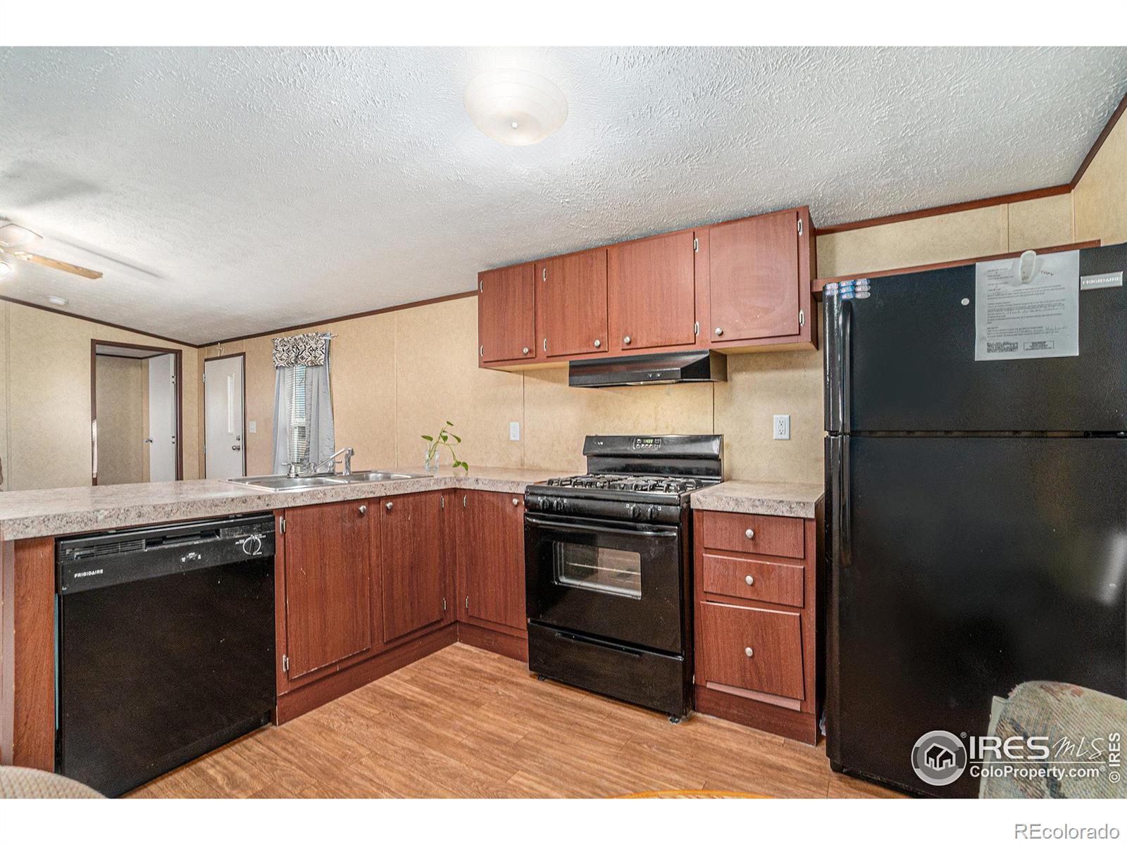 MLS Image #7 for 1403 n 26th avenue,greeley, Colorado