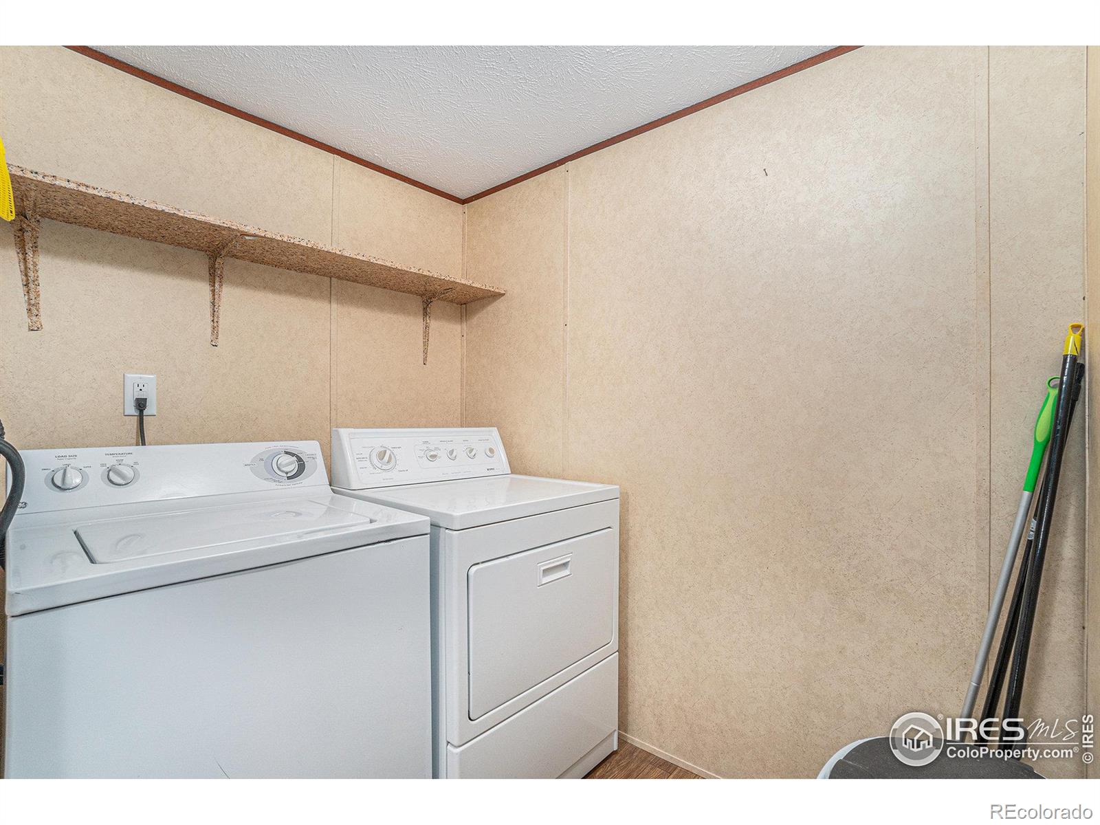 MLS Image #8 for 1403 n 26th avenue,greeley, Colorado