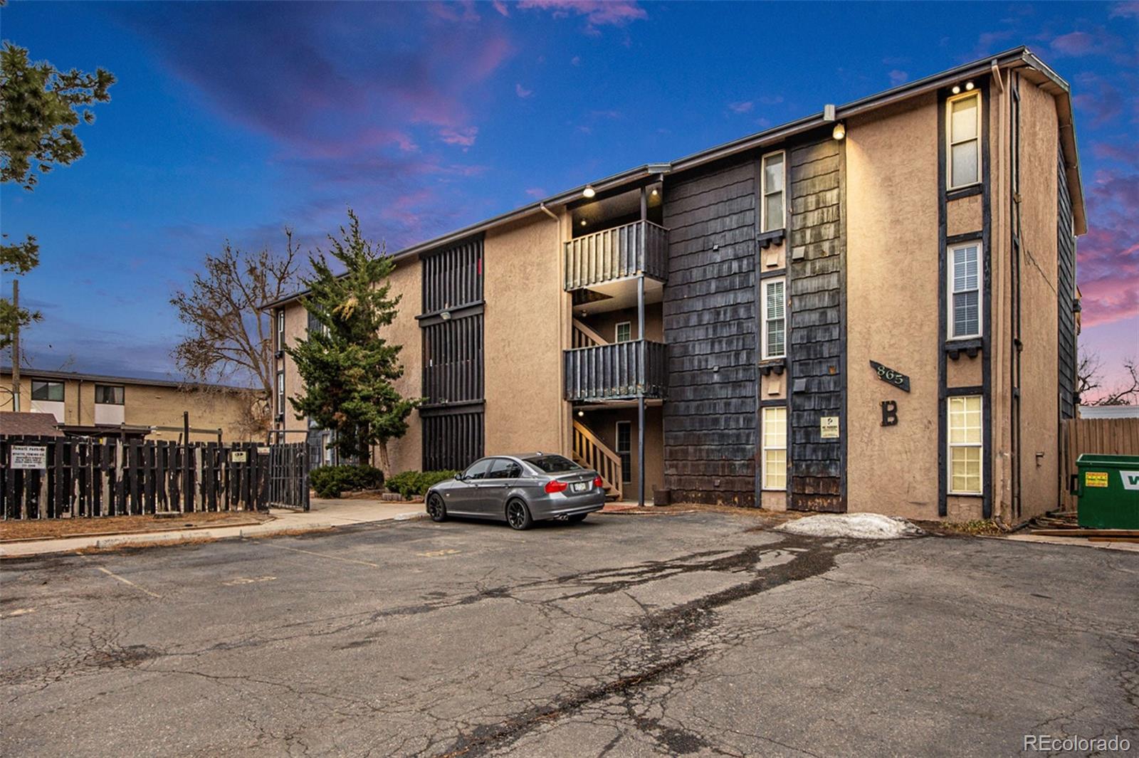 MLS Image #11 for 865 s quebec street,denver, Colorado