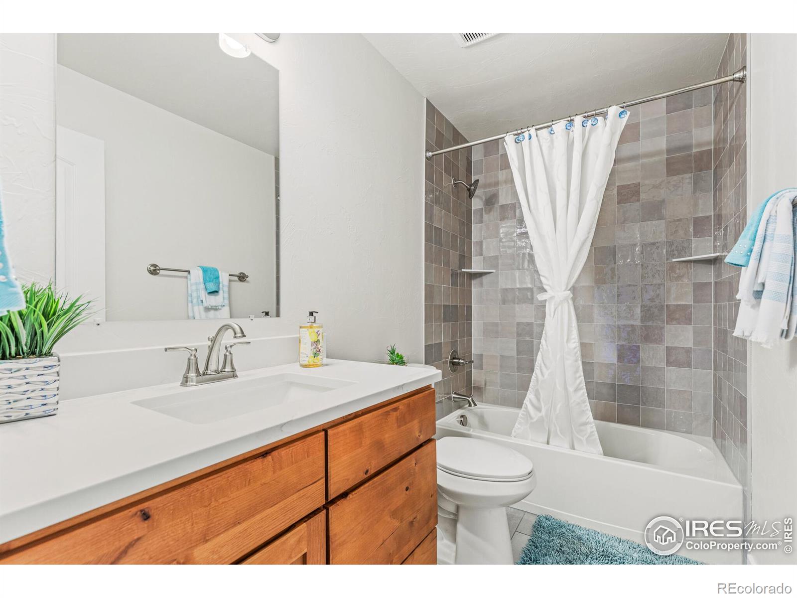 MLS Image #15 for 100  sixth avenue,wiggins, Colorado