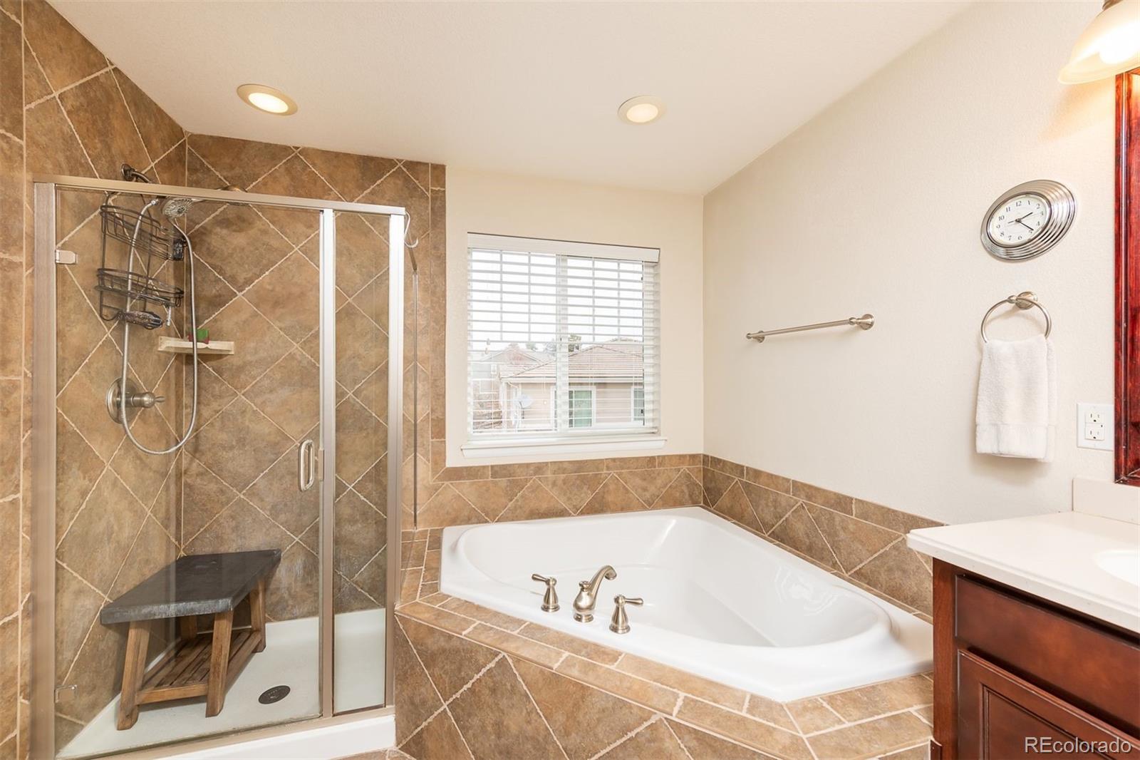 MLS Image #29 for 23549 e ottawa place,aurora, Colorado