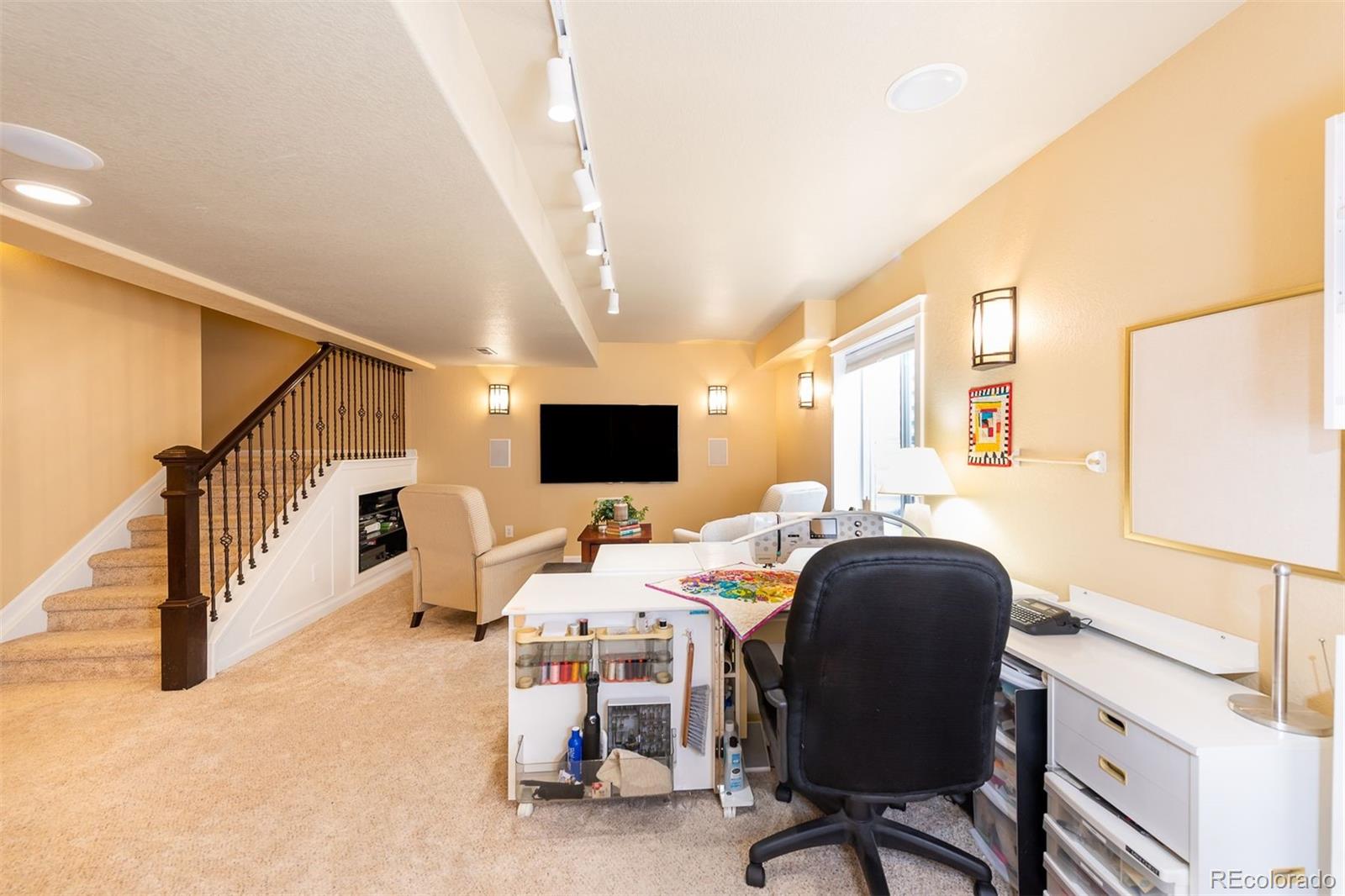 MLS Image #7 for 23549 e ottawa place,aurora, Colorado