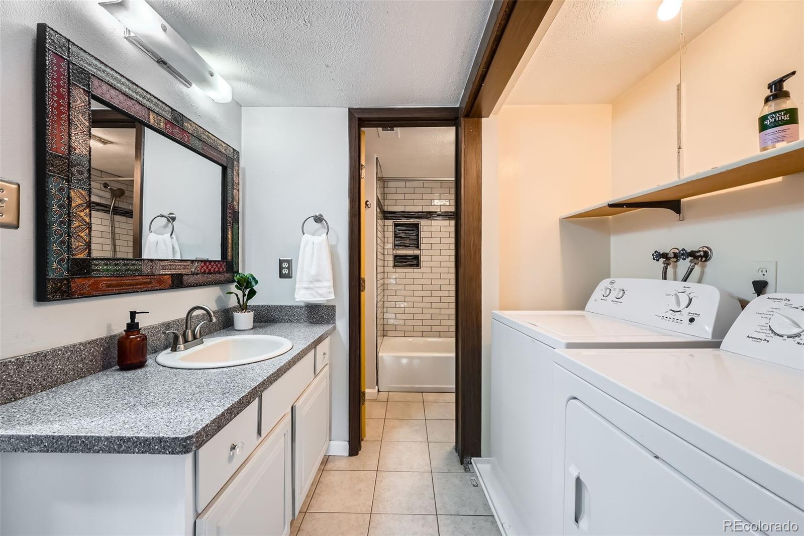 MLS Image #16 for 2525 s dayton way,denver, Colorado