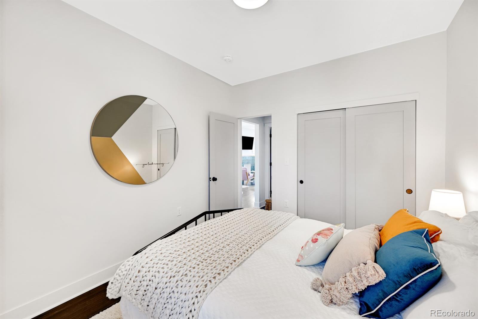 MLS Image #7 for 1402  meade street,denver, Colorado