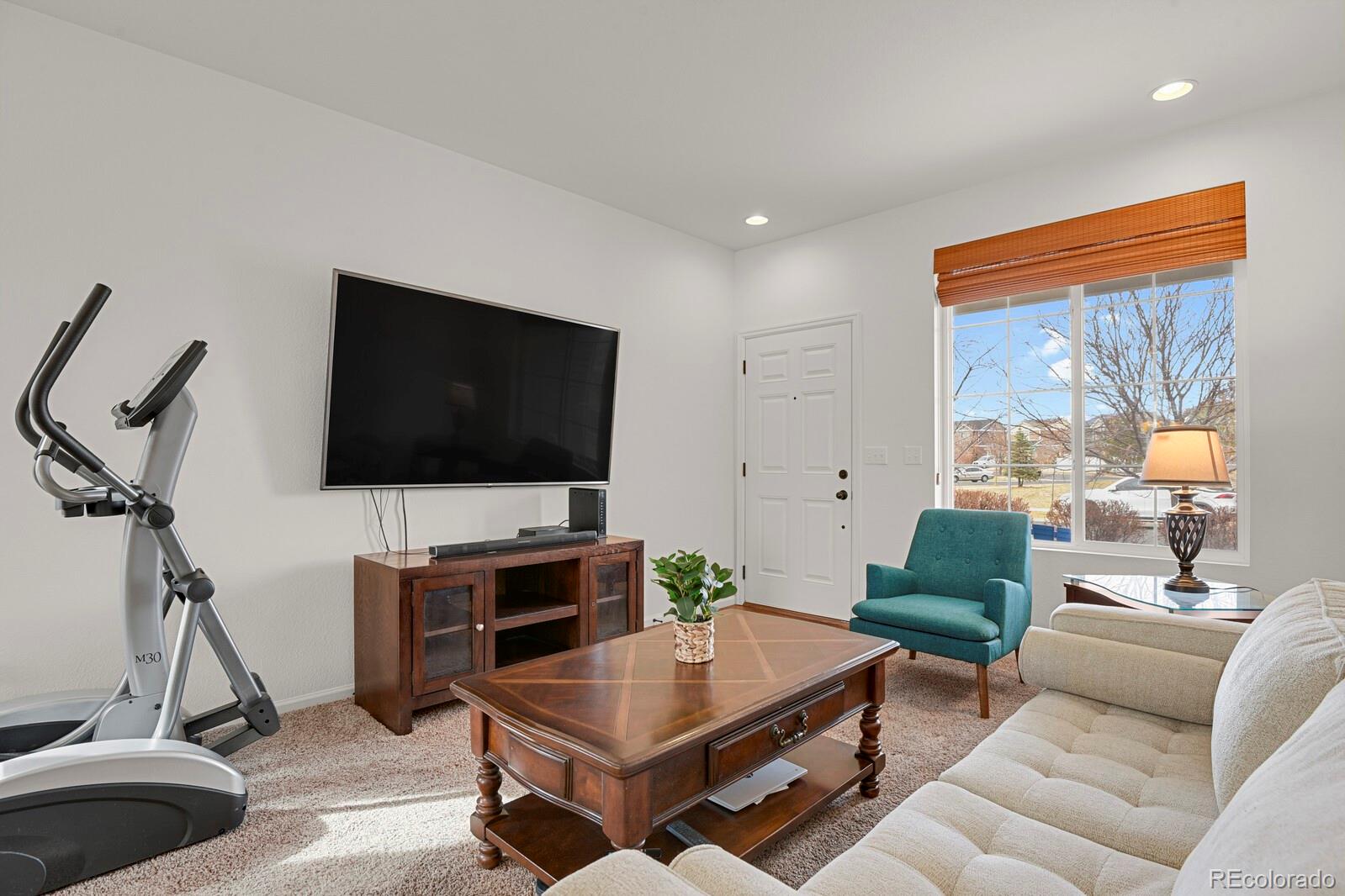 MLS Image #14 for 20826  robins drive,denver, Colorado