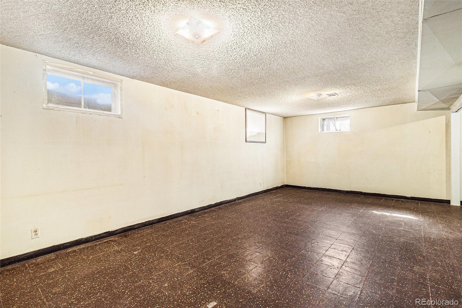 MLS Image #15 for 7232  kalamath street,denver, Colorado