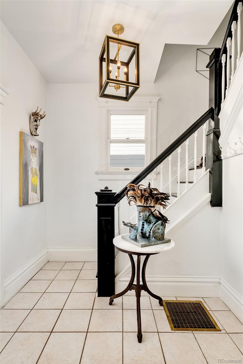 MLS Image #17 for 432 n ogden street,denver, Colorado