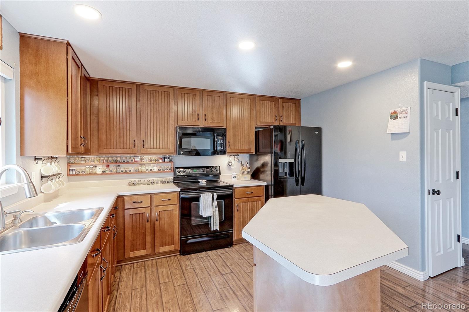 MLS Image #6 for 11537  macon street,commerce city, Colorado