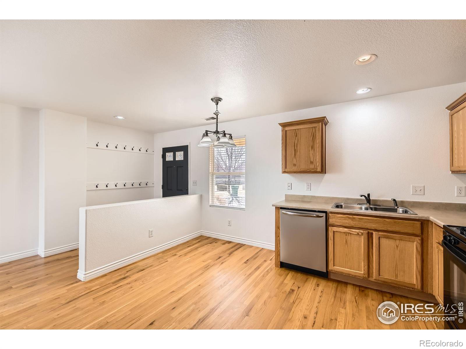 MLS Image #5 for 400  smith circle,erie, Colorado