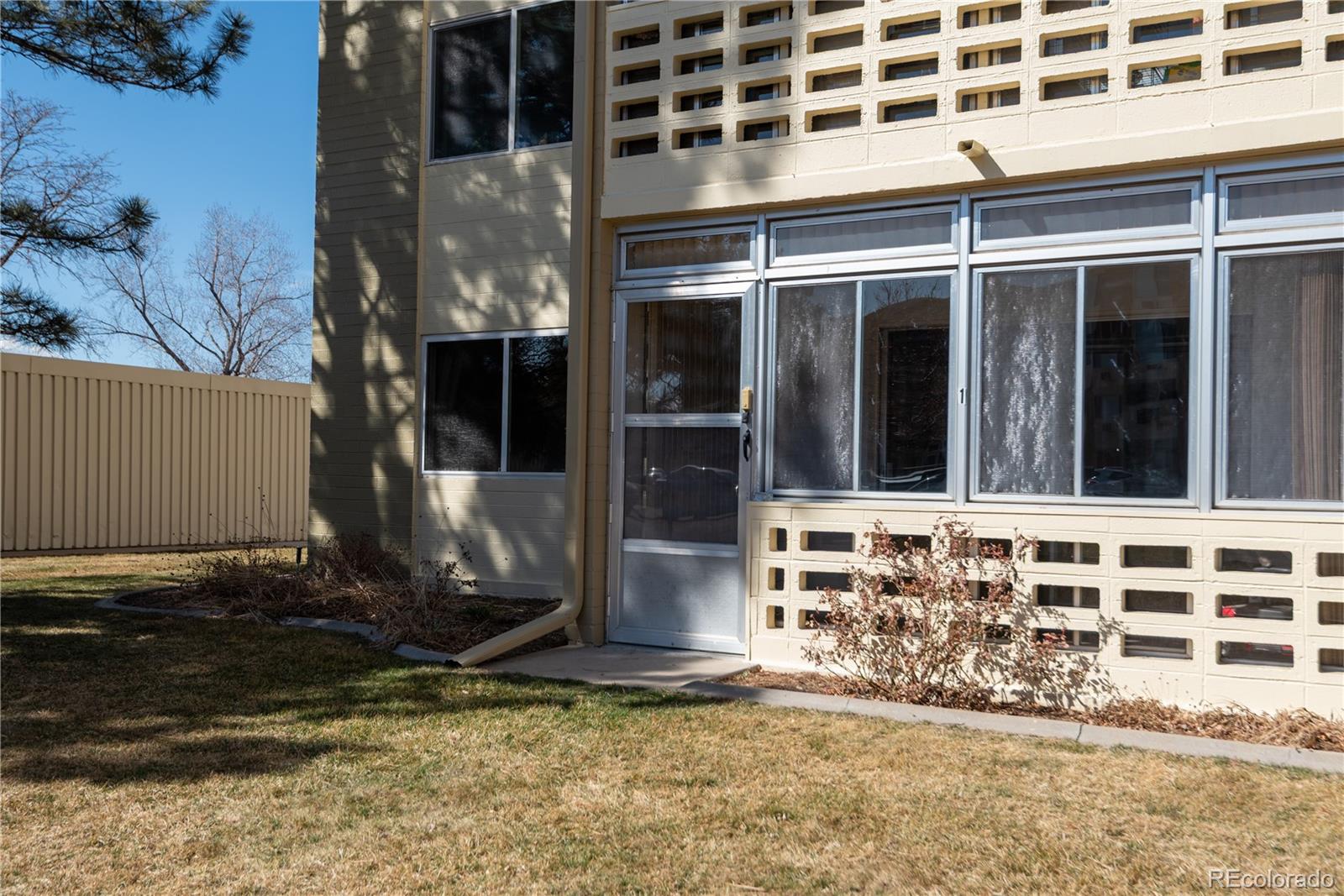 MLS Image #18 for 9155 e center avenue,denver, Colorado