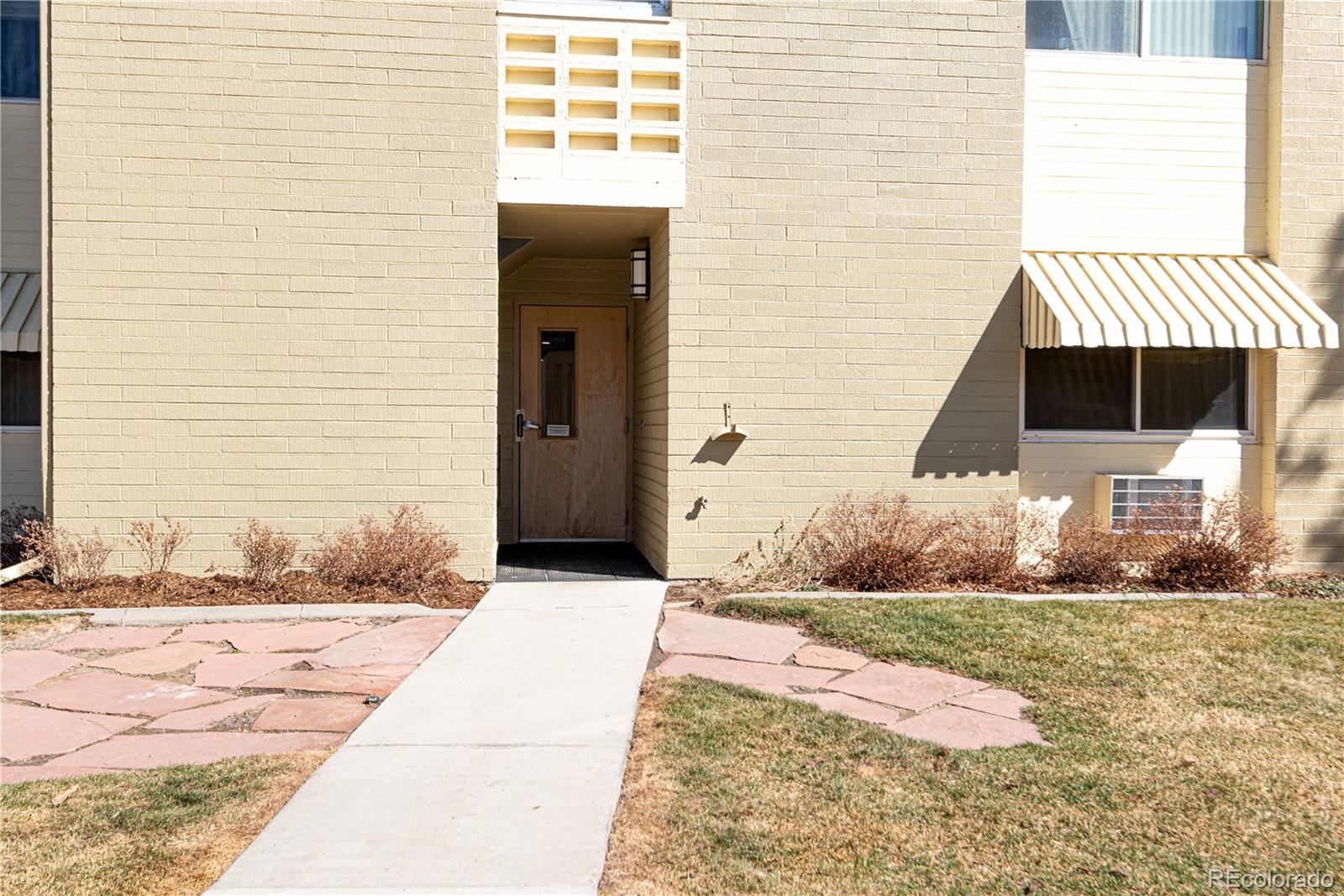 MLS Image #20 for 9155 e center avenue,denver, Colorado