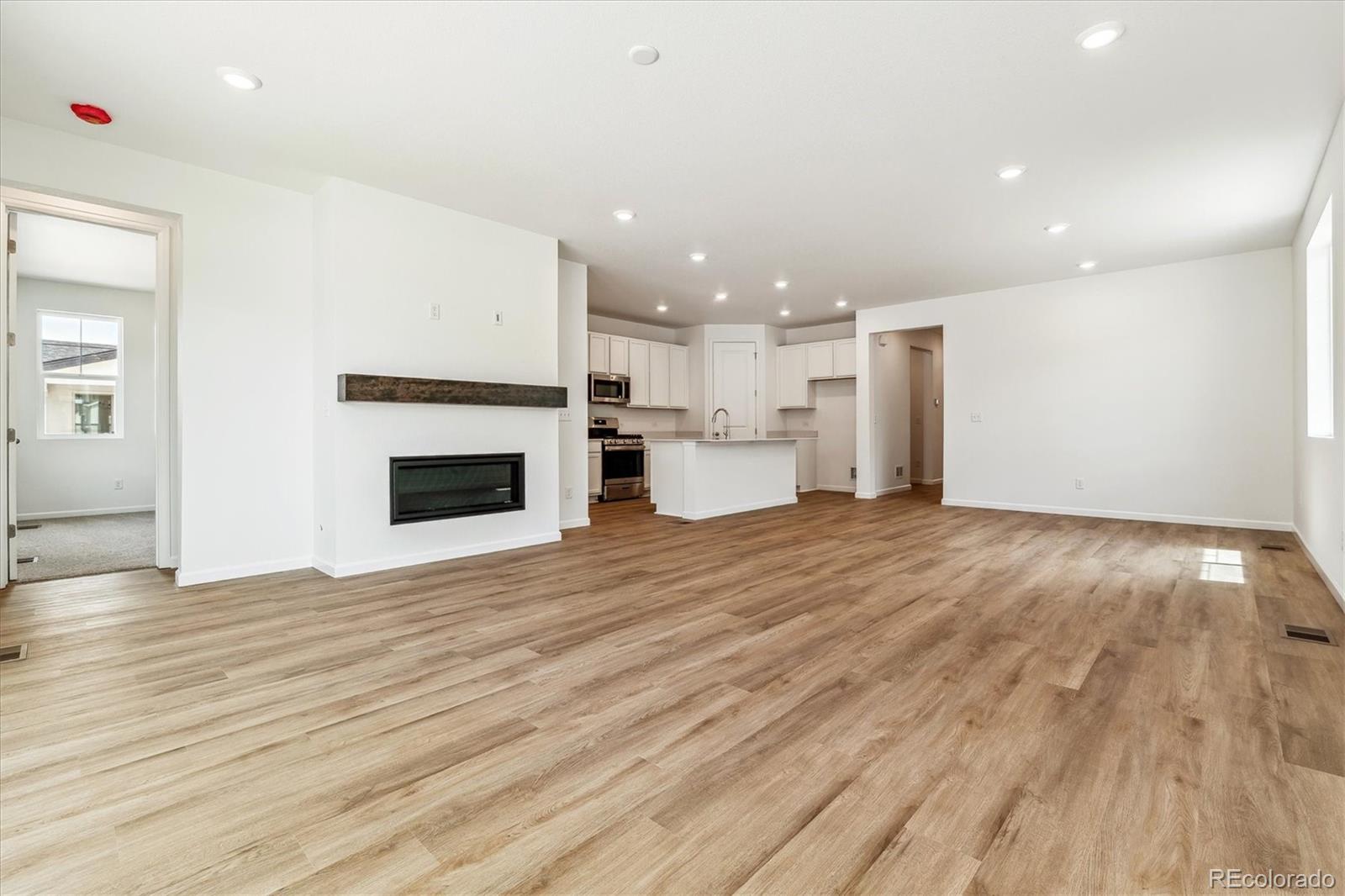 MLS Image #14 for 39171  anthony street,elizabeth, Colorado
