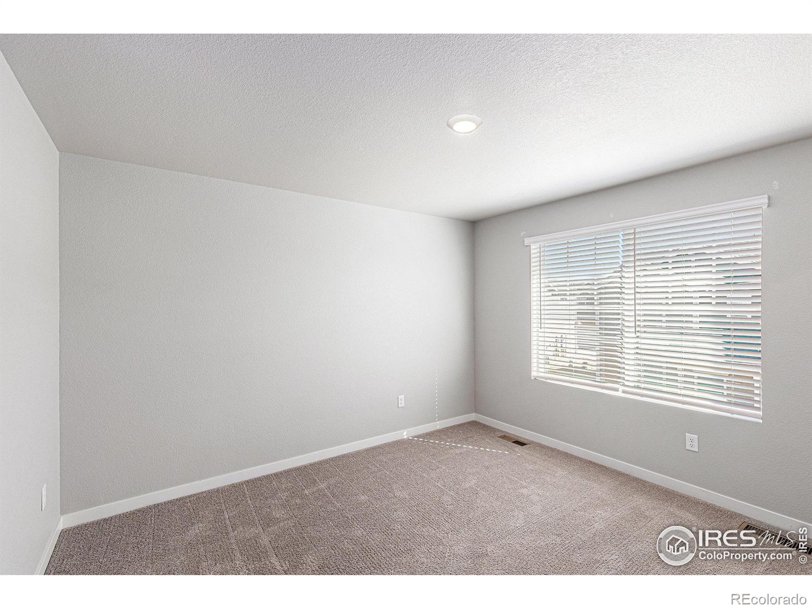 MLS Image #12 for 255  penguin street,johnstown, Colorado