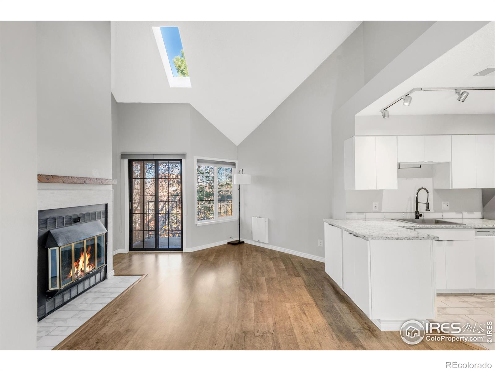 MLS Image #7 for 4882 e kentucky avenue,denver, Colorado