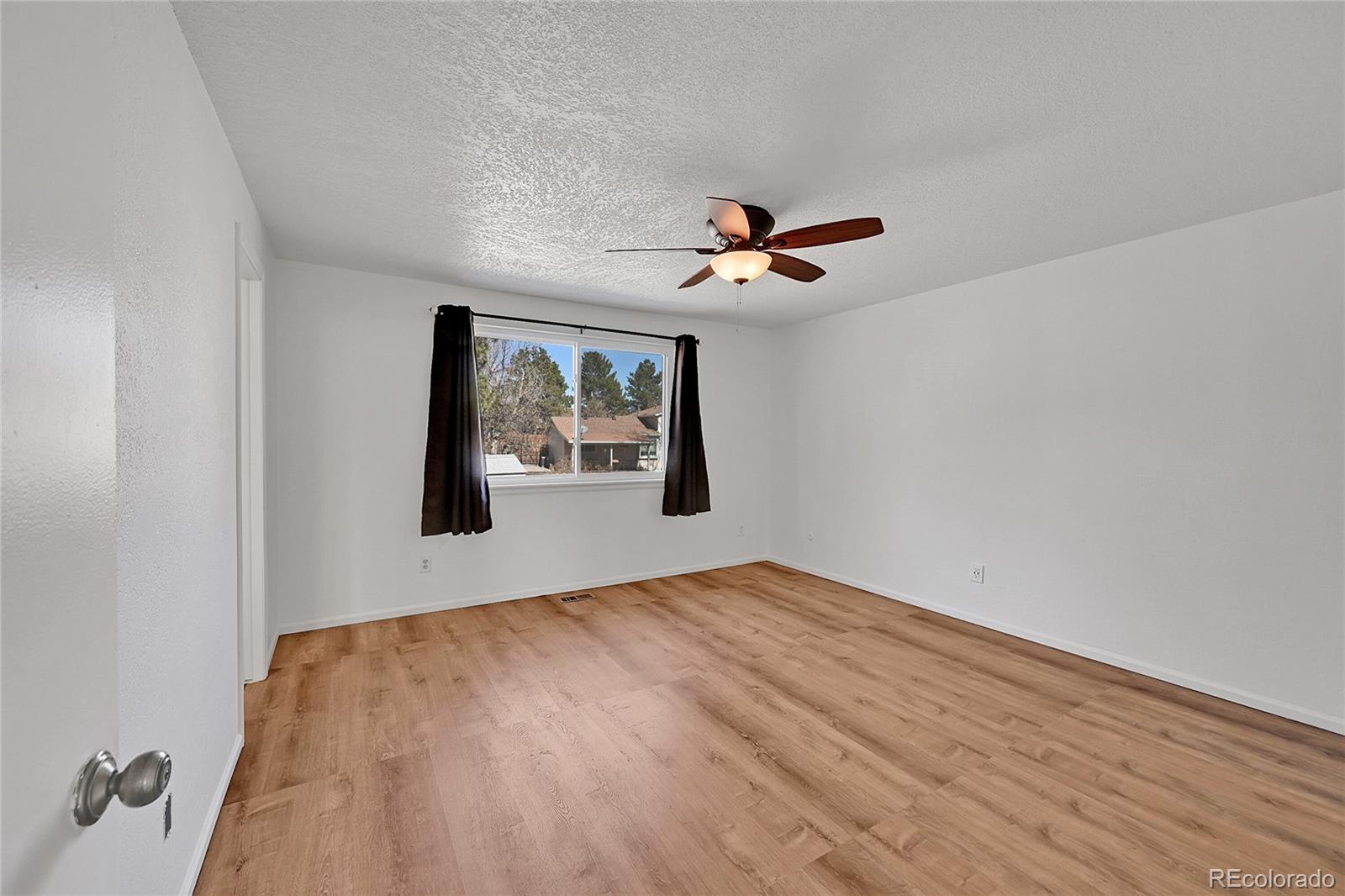 MLS Image #11 for 15017 e greenwood place,aurora, Colorado