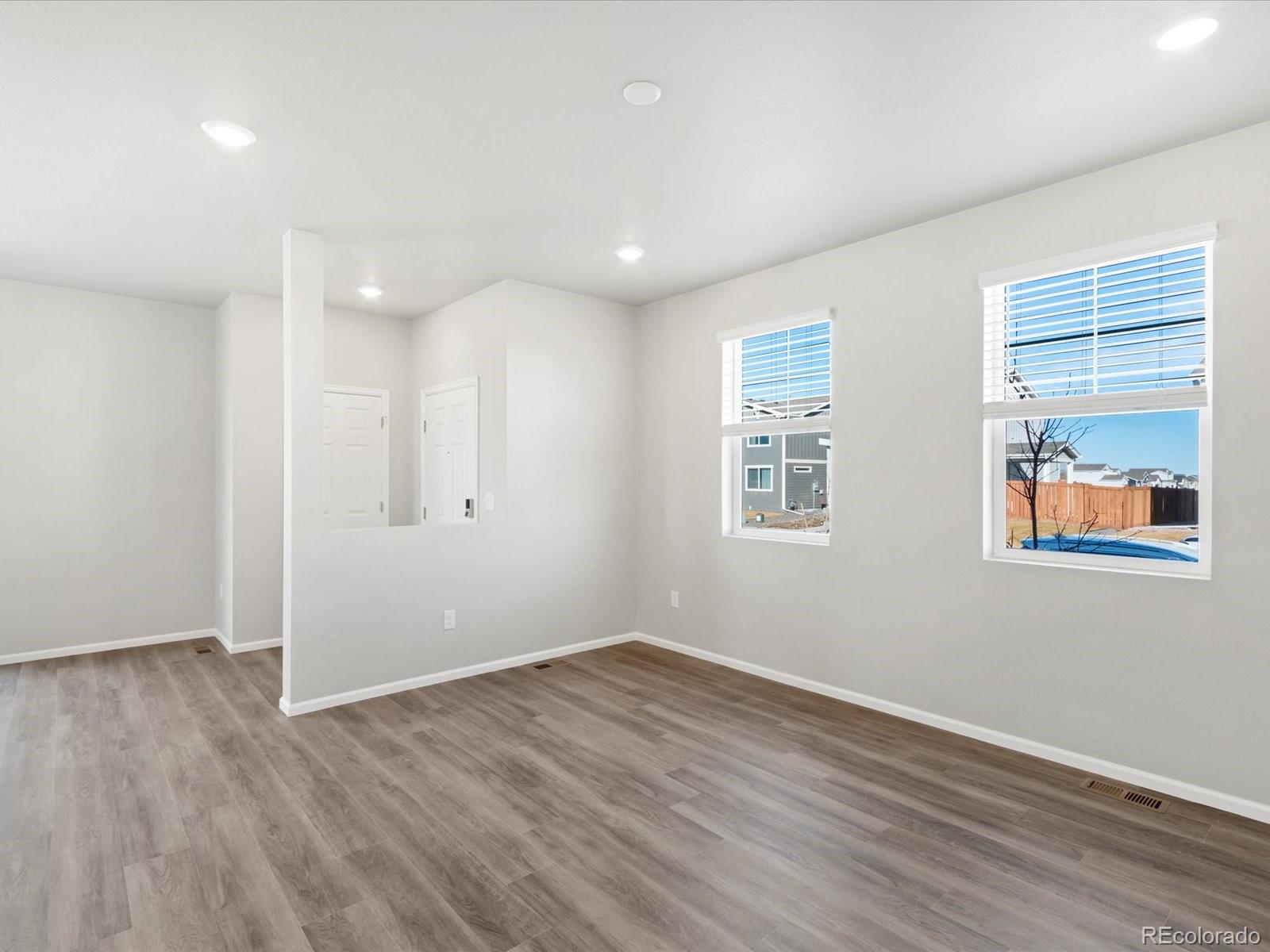 MLS Image #10 for 259 e 4th street,berthoud, Colorado