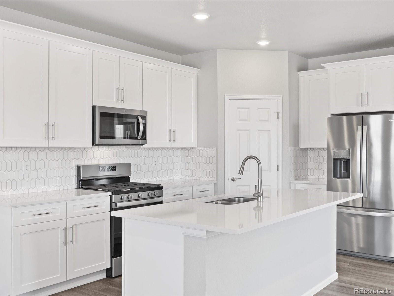 MLS Image #13 for 259 e 4th street,berthoud, Colorado