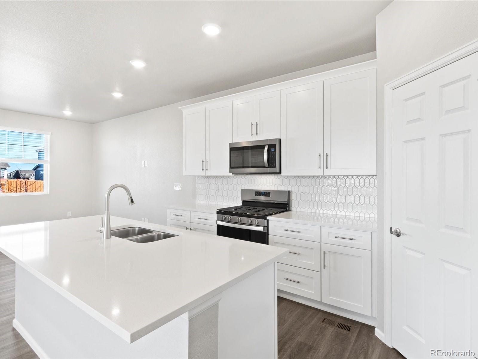 MLS Image #16 for 259 e 4th street,berthoud, Colorado