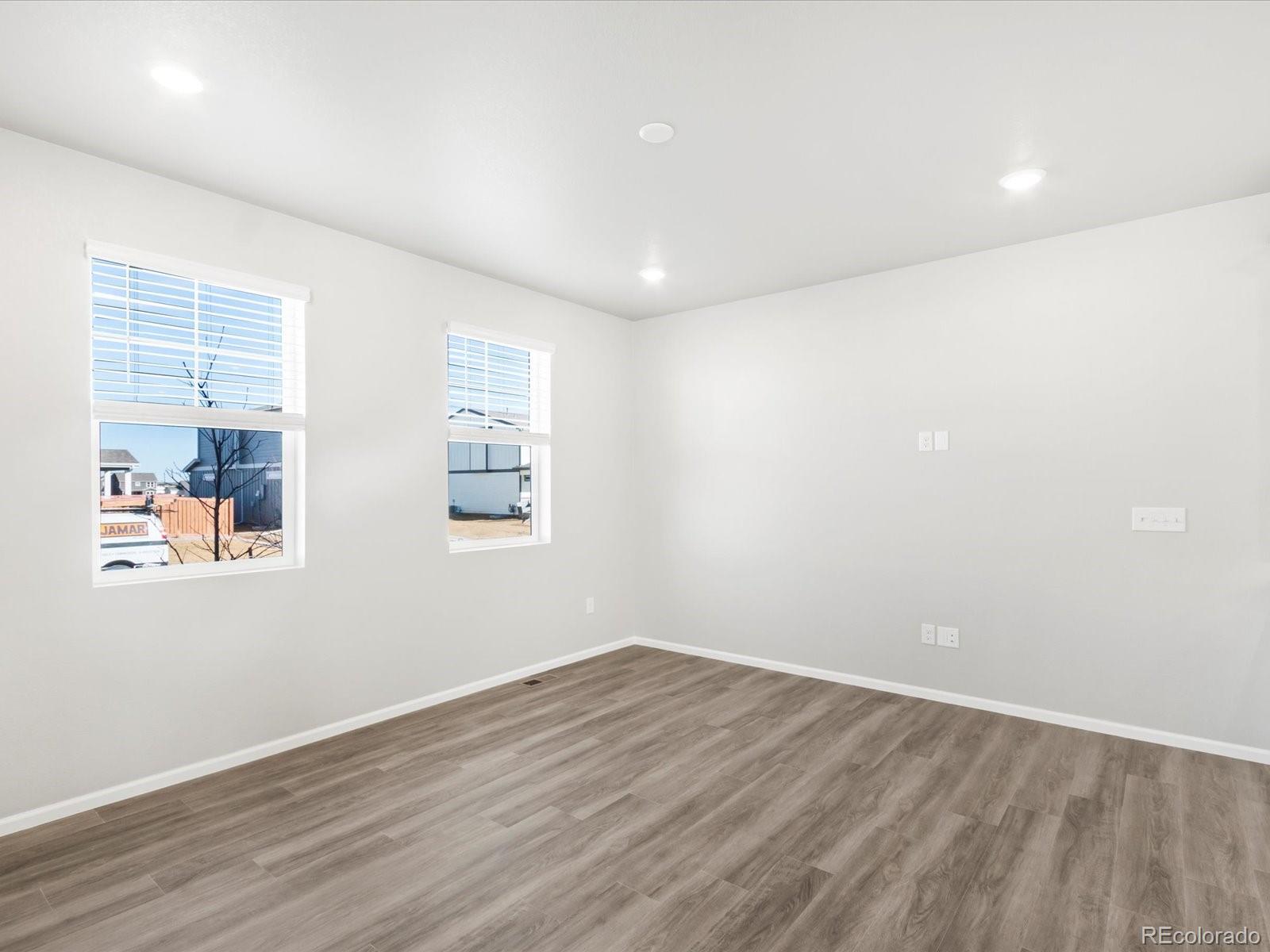 MLS Image #8 for 259 e 4th street,berthoud, Colorado