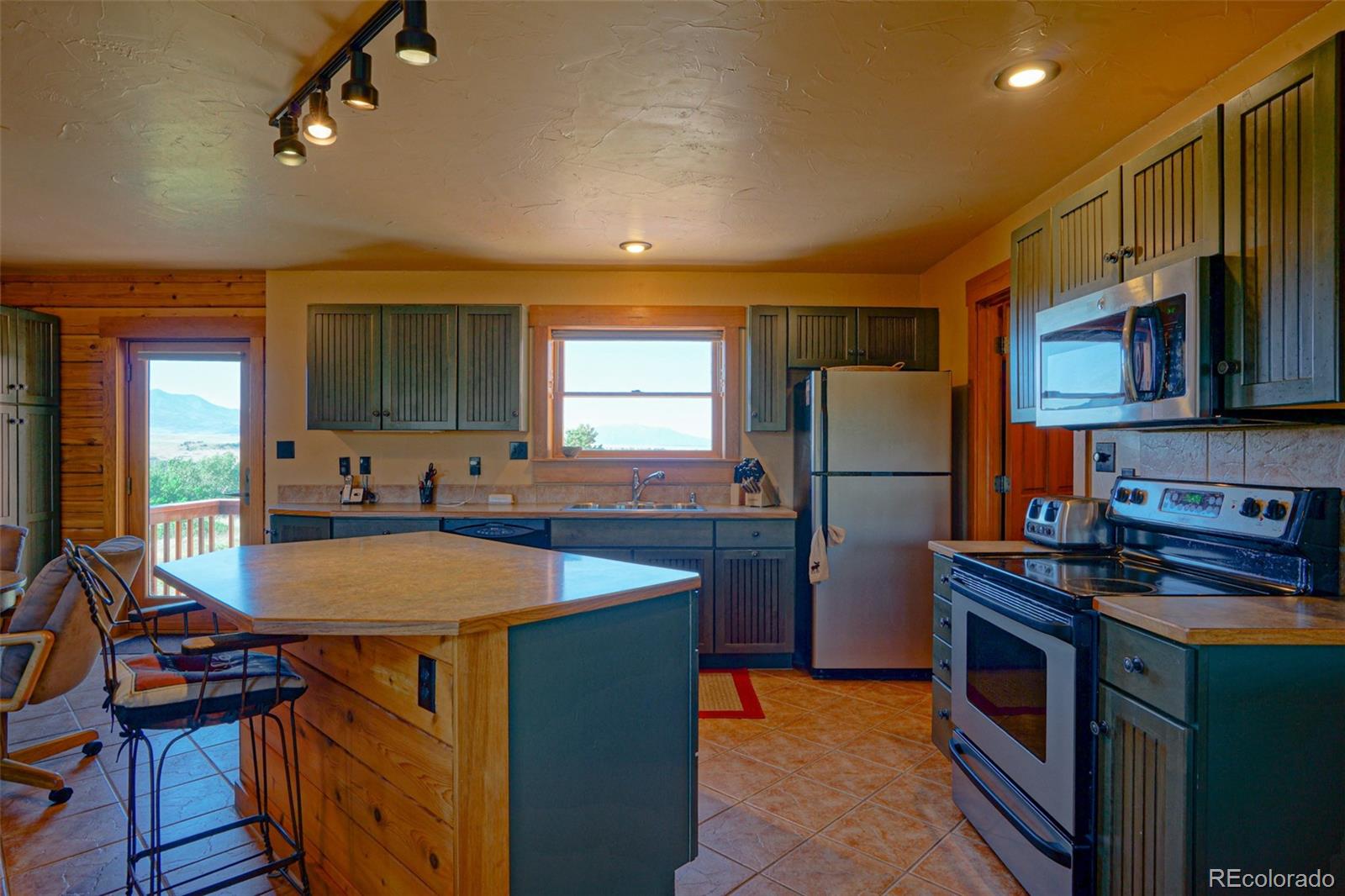 MLS Image #14 for 605 e field street,la veta, Colorado