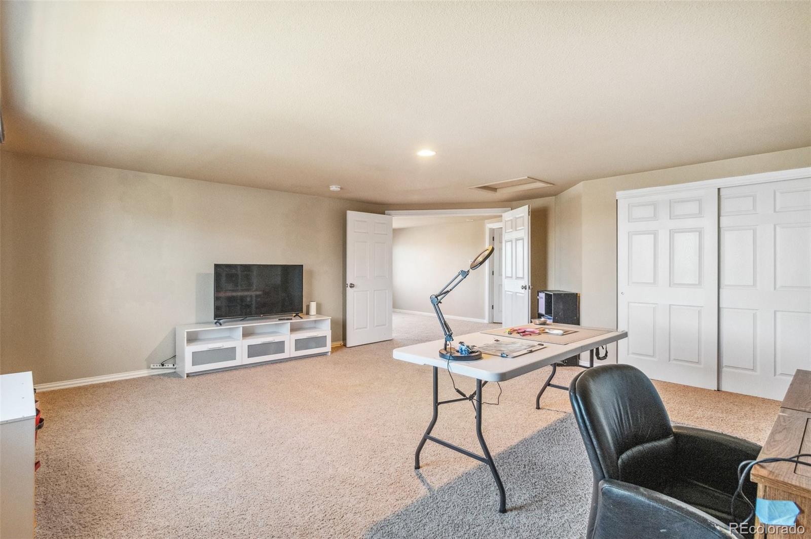 MLS Image #18 for 19602 e 63rd drive,aurora, Colorado