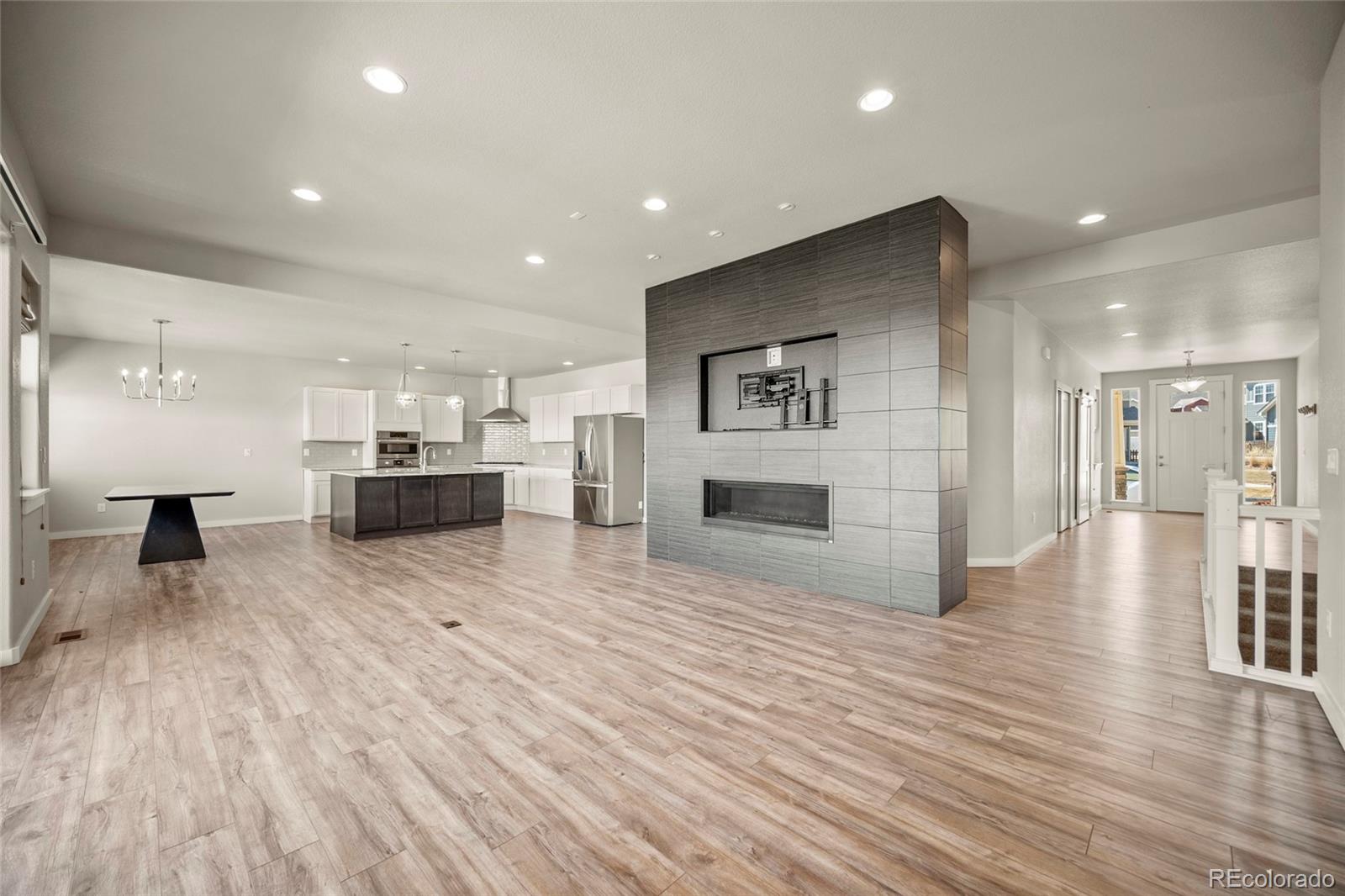 MLS Image #7 for 454  eclipse drive,colorado springs, Colorado