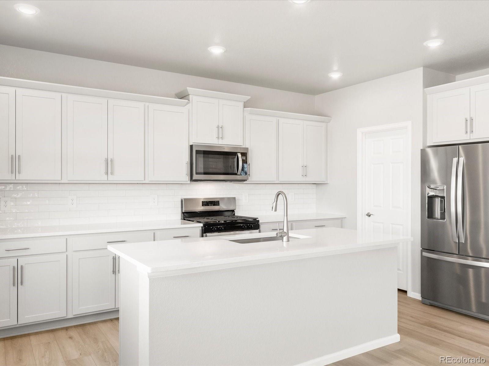 MLS Image #11 for 4659  goldflower drive,johnstown, Colorado