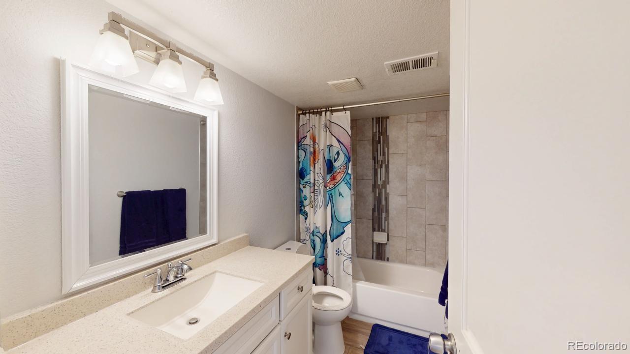 MLS Image #11 for 4602  biscay street,denver, Colorado