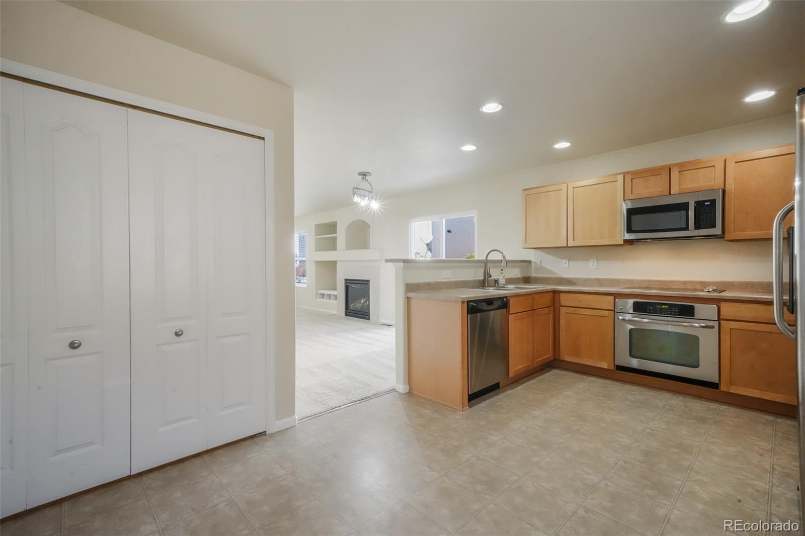 MLS Image #13 for 874  diamond rim drive,colorado springs, Colorado