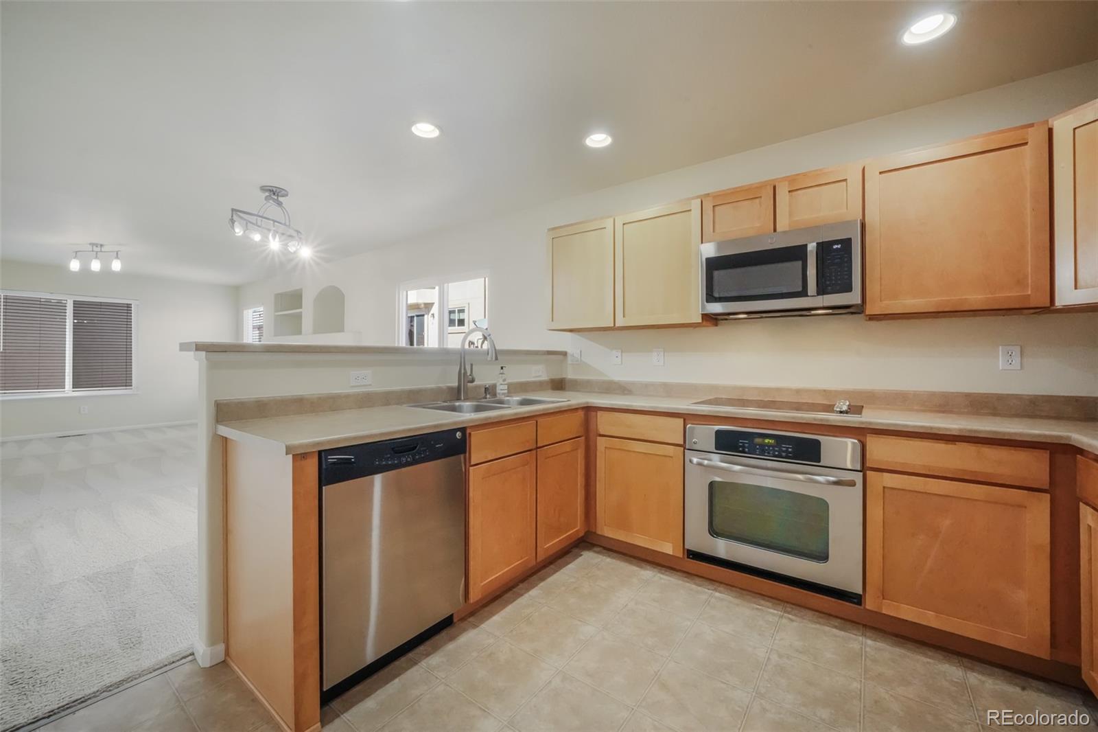 MLS Image #14 for 874  diamond rim drive,colorado springs, Colorado