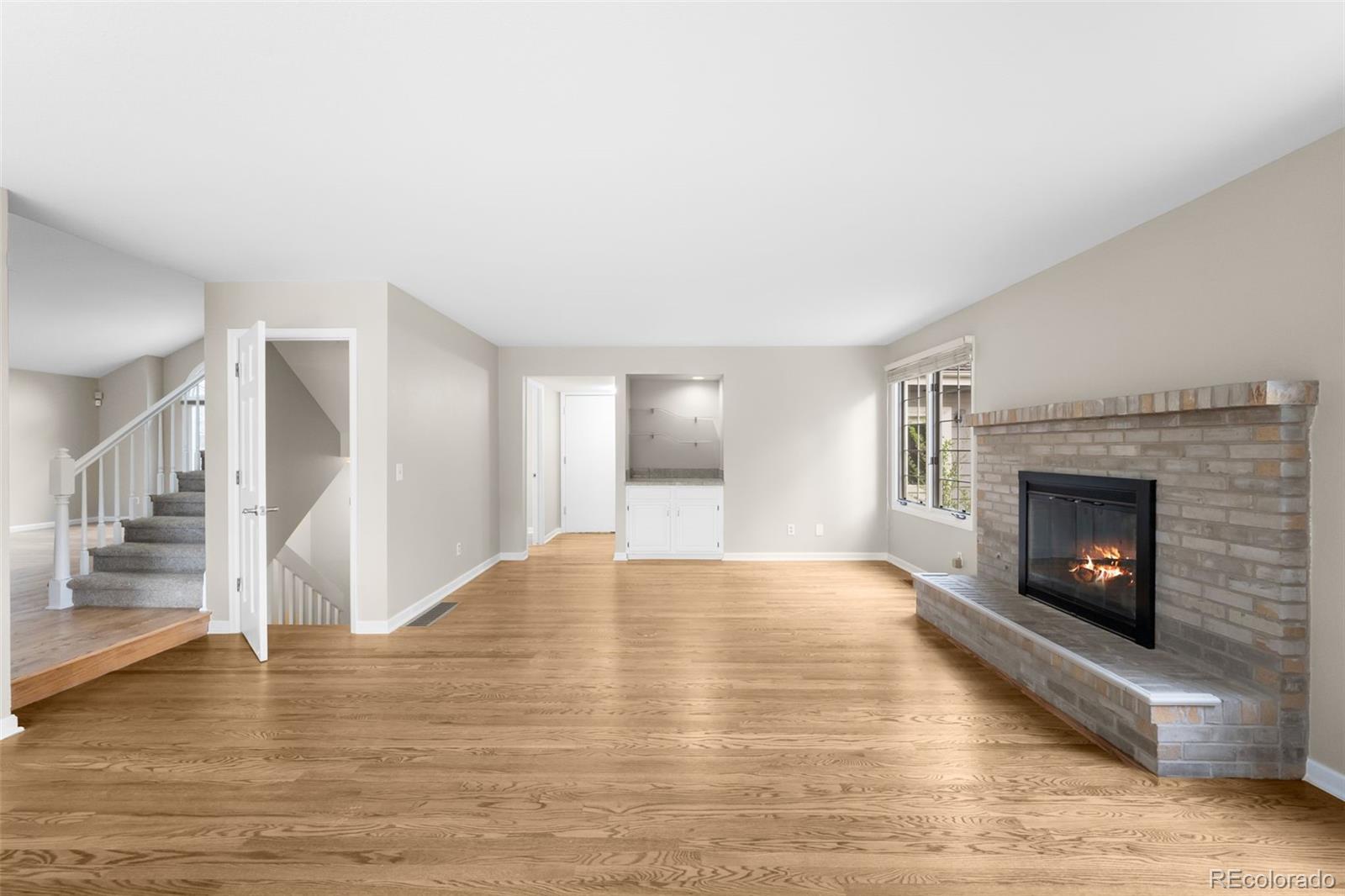MLS Image #11 for 3205 s tulare court,denver, Colorado
