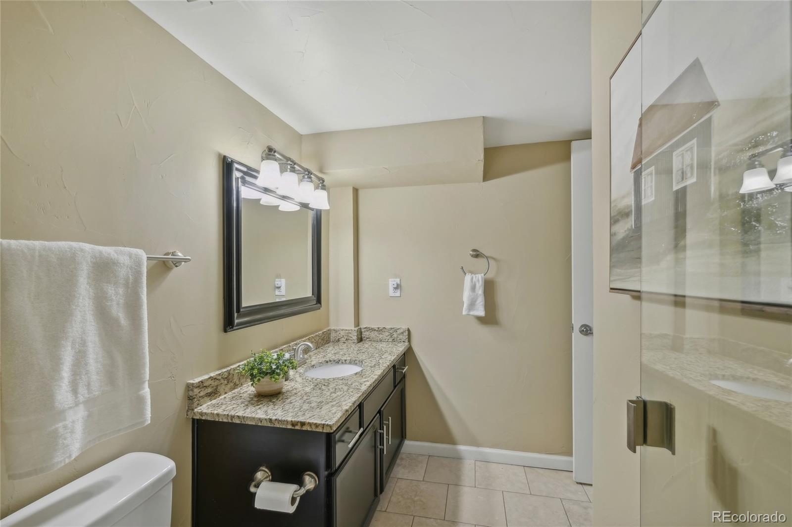MLS Image #20 for 1552  hudson street,denver, Colorado