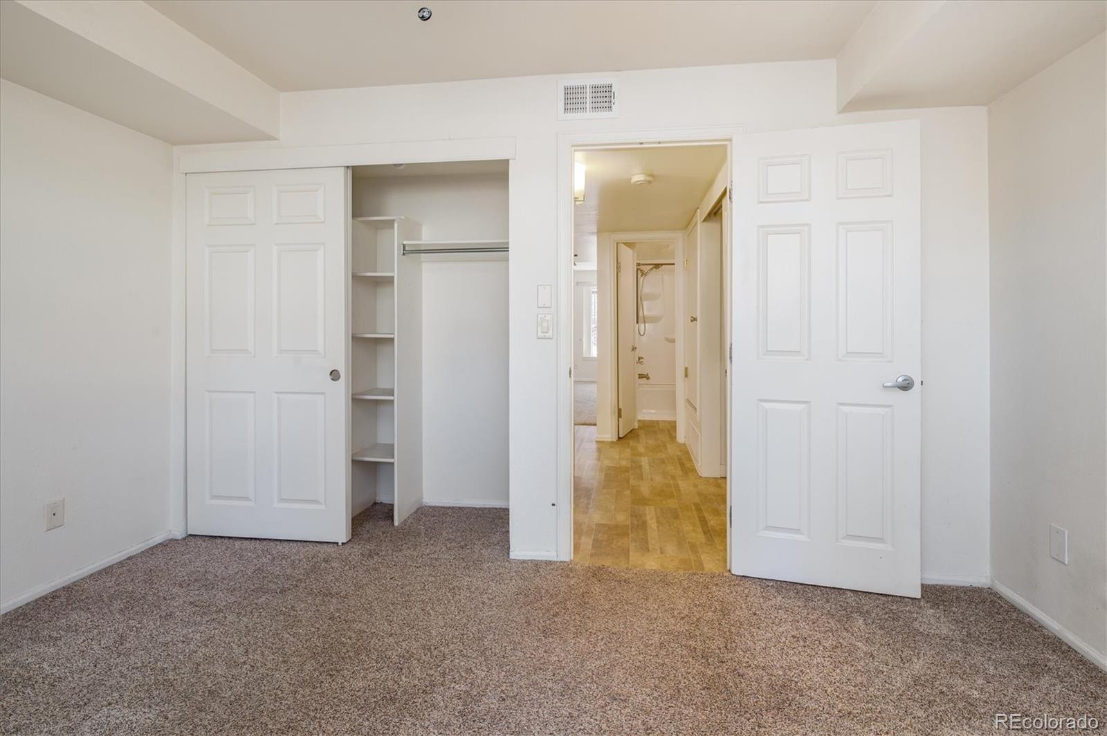 MLS Image #11 for 1885 s quebec way,denver, Colorado