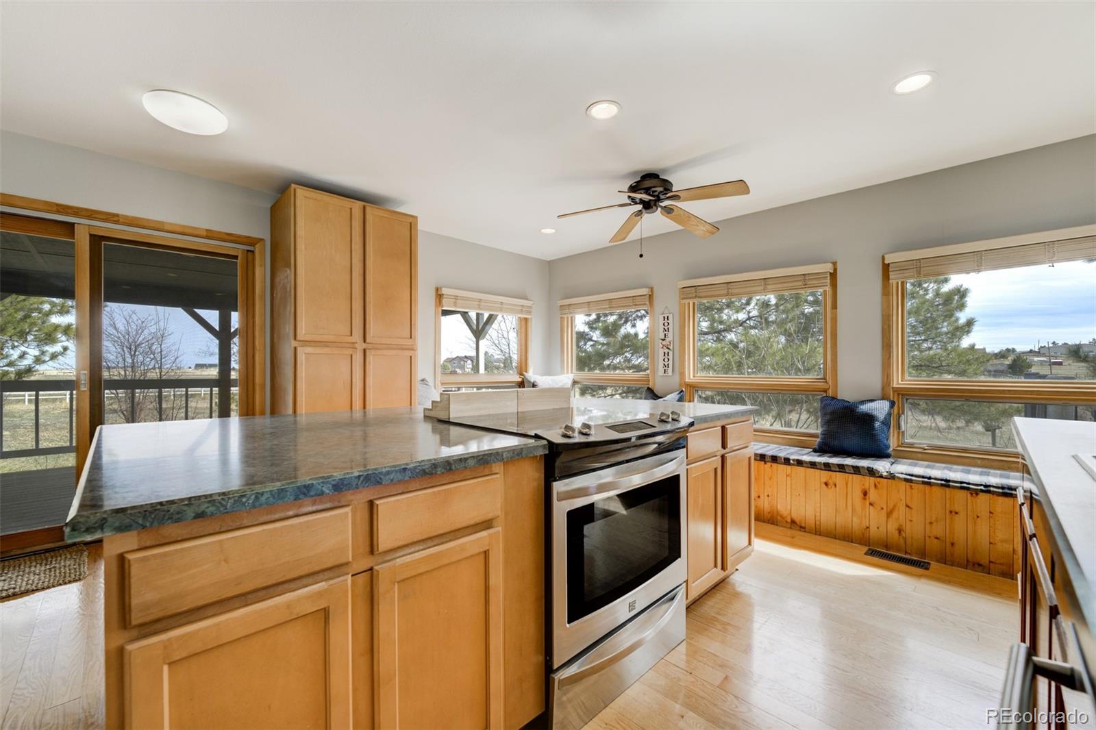MLS Image #10 for 44626  lariat trail,elizabeth, Colorado