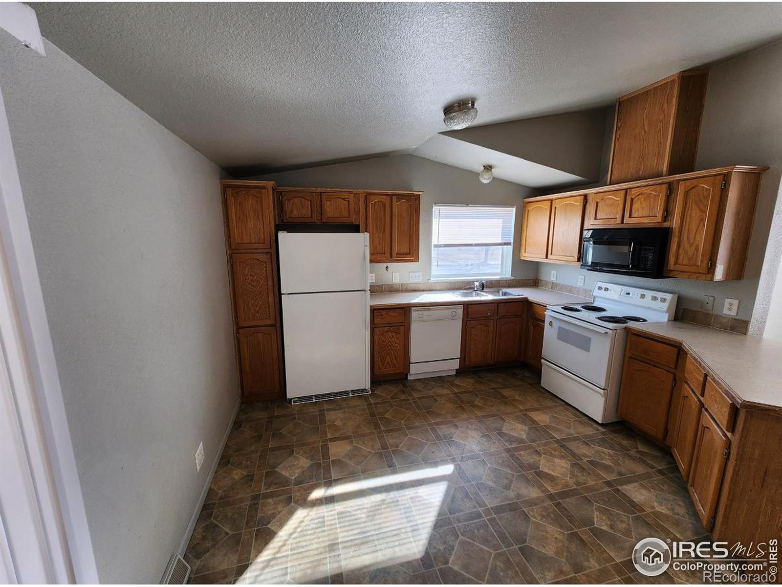 MLS Image #2 for 317 n 31st avenue,greeley, Colorado