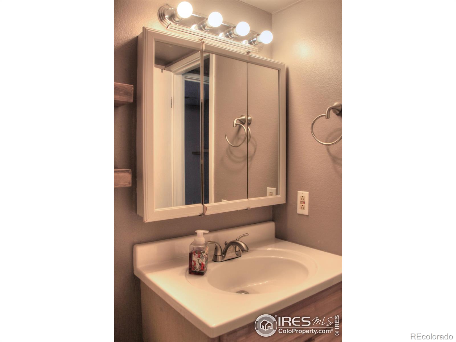 MLS Image #10 for 2877  shadow creek drive,boulder, Colorado