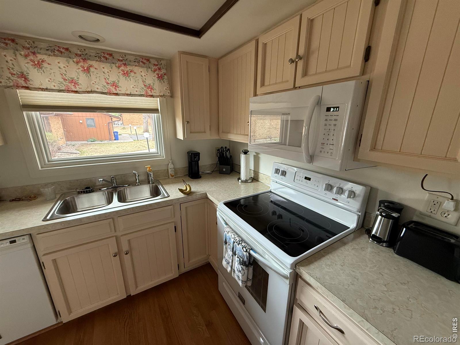 MLS Image #46 for 1100 n taft avenue,loveland, Colorado